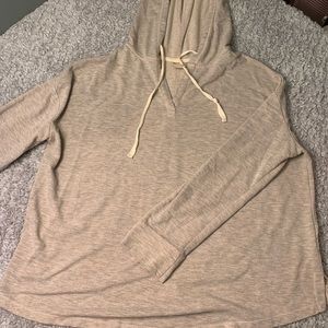 Hooded shirt